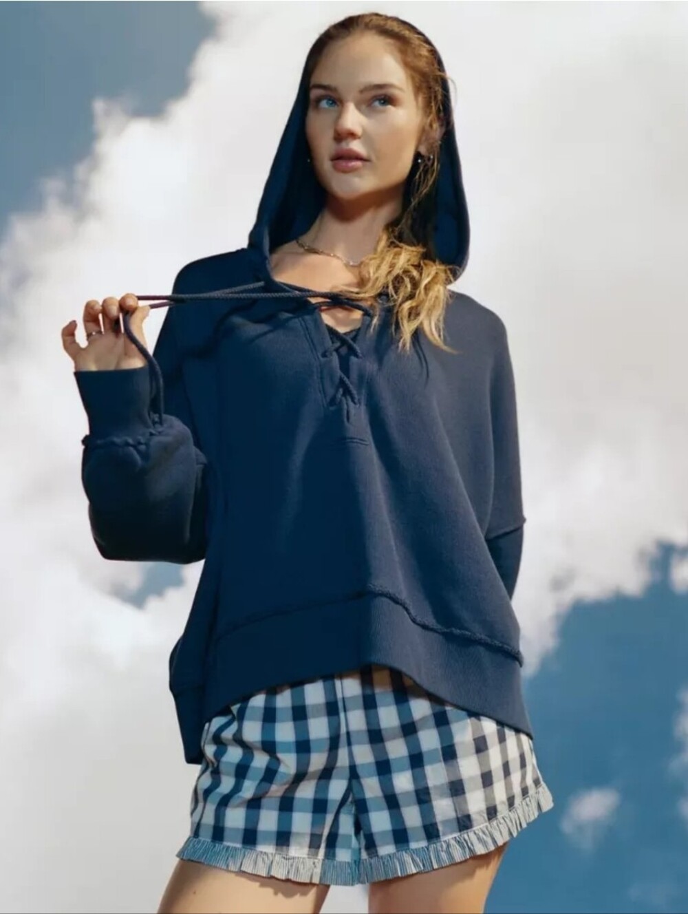 AmericanEagle Dark Blue Hoddie - Size L